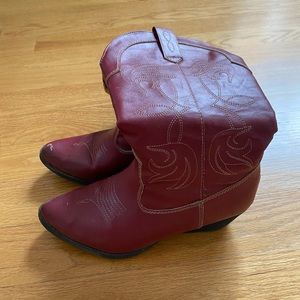 Rampage Red Cowgirl boots
